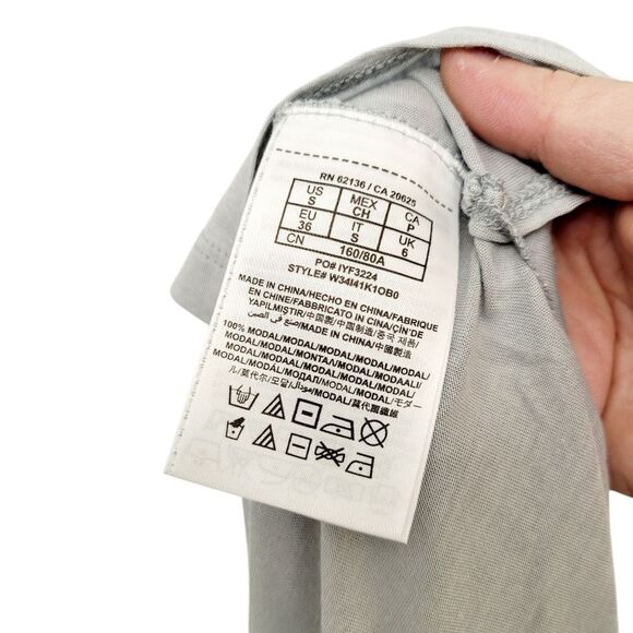 2/$20 Guess Top Fashion Grey Top Blouse Size: Small - Picture 9 of 9